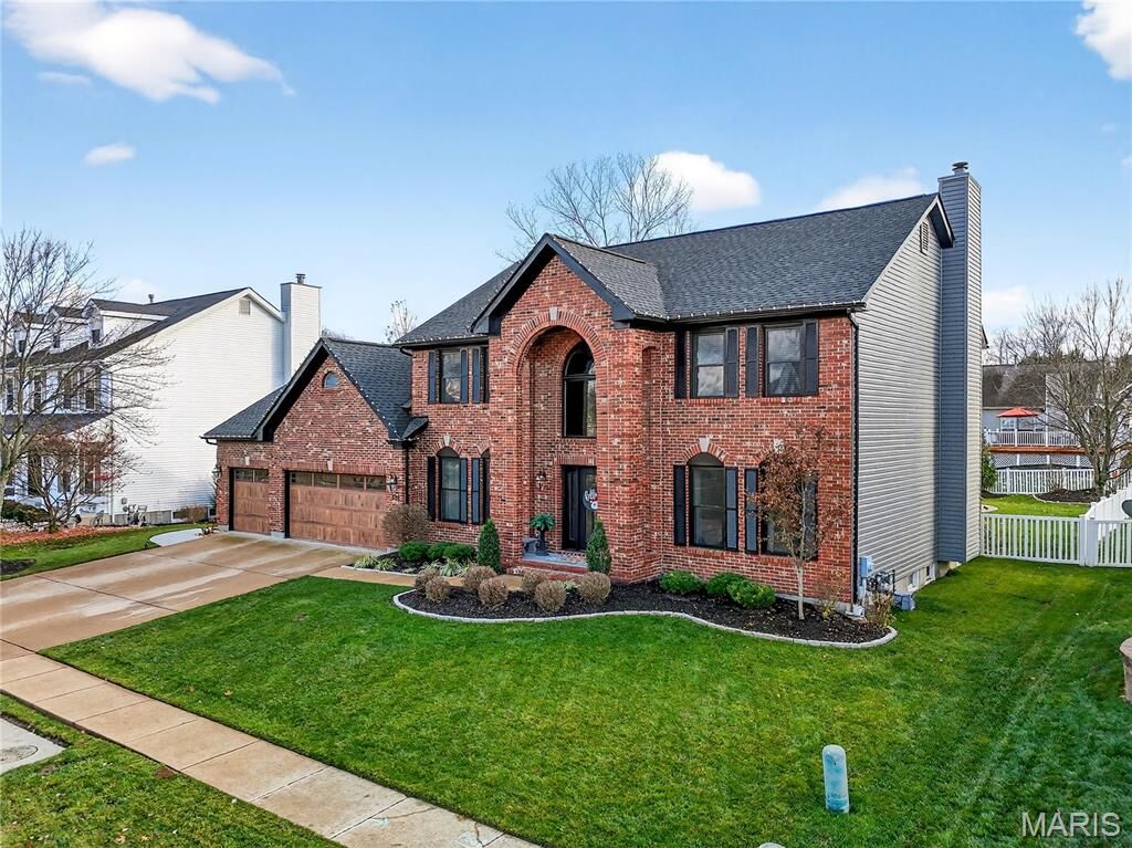 Property Photo:  530 Eaglesridge Drive  MO 63021 