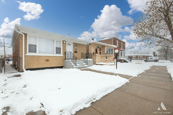 Property Photo: 9749 S Harvard Avenue IL 60628