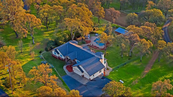 5772 Dragon Springs Road  Placerville CA 95667 photo