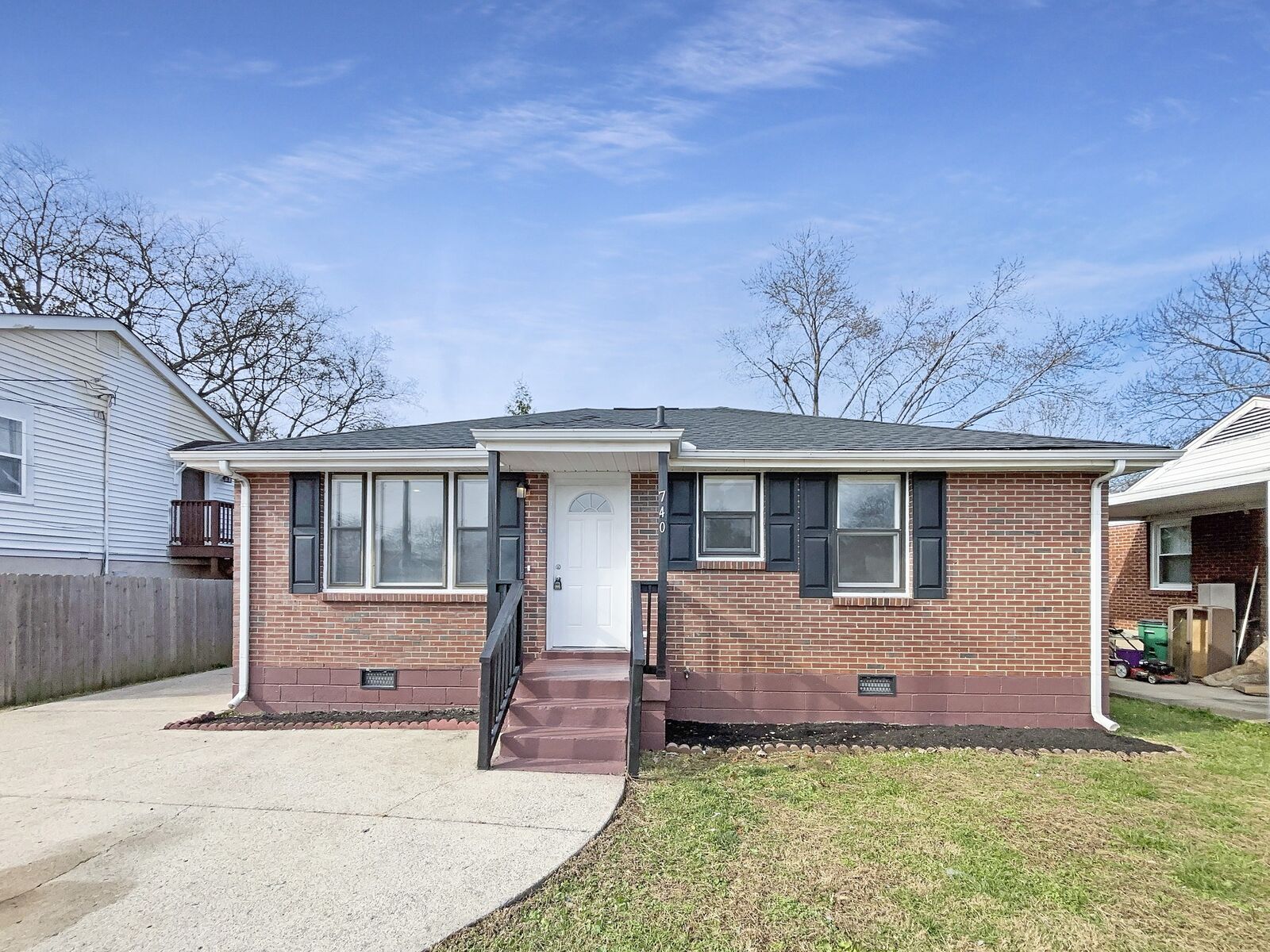 Property Photo: 740 Idlewild Dr TN 37115