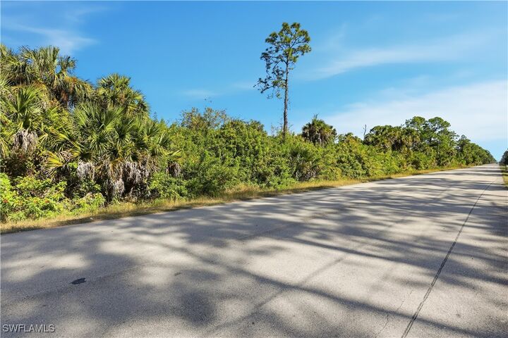 Property Photo: Xxx 18th Avenue NE FL 34120