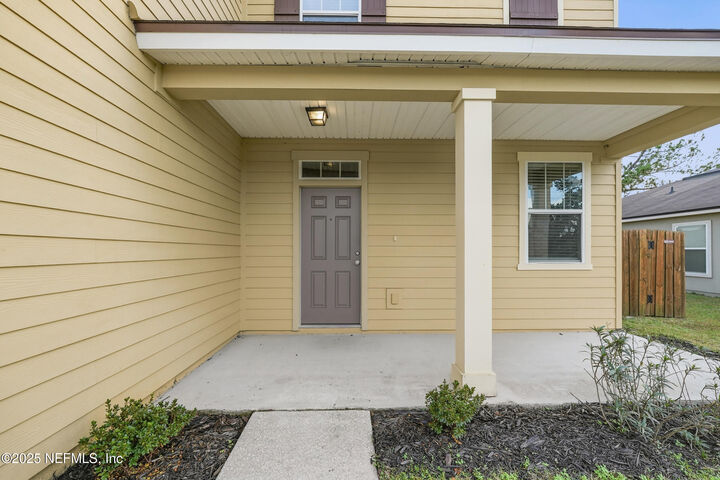 Property Photo:  3252 Canyon Falls Drive  FL 32043 