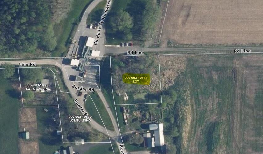 Property Photo:  168 Border Road  VT 05440 