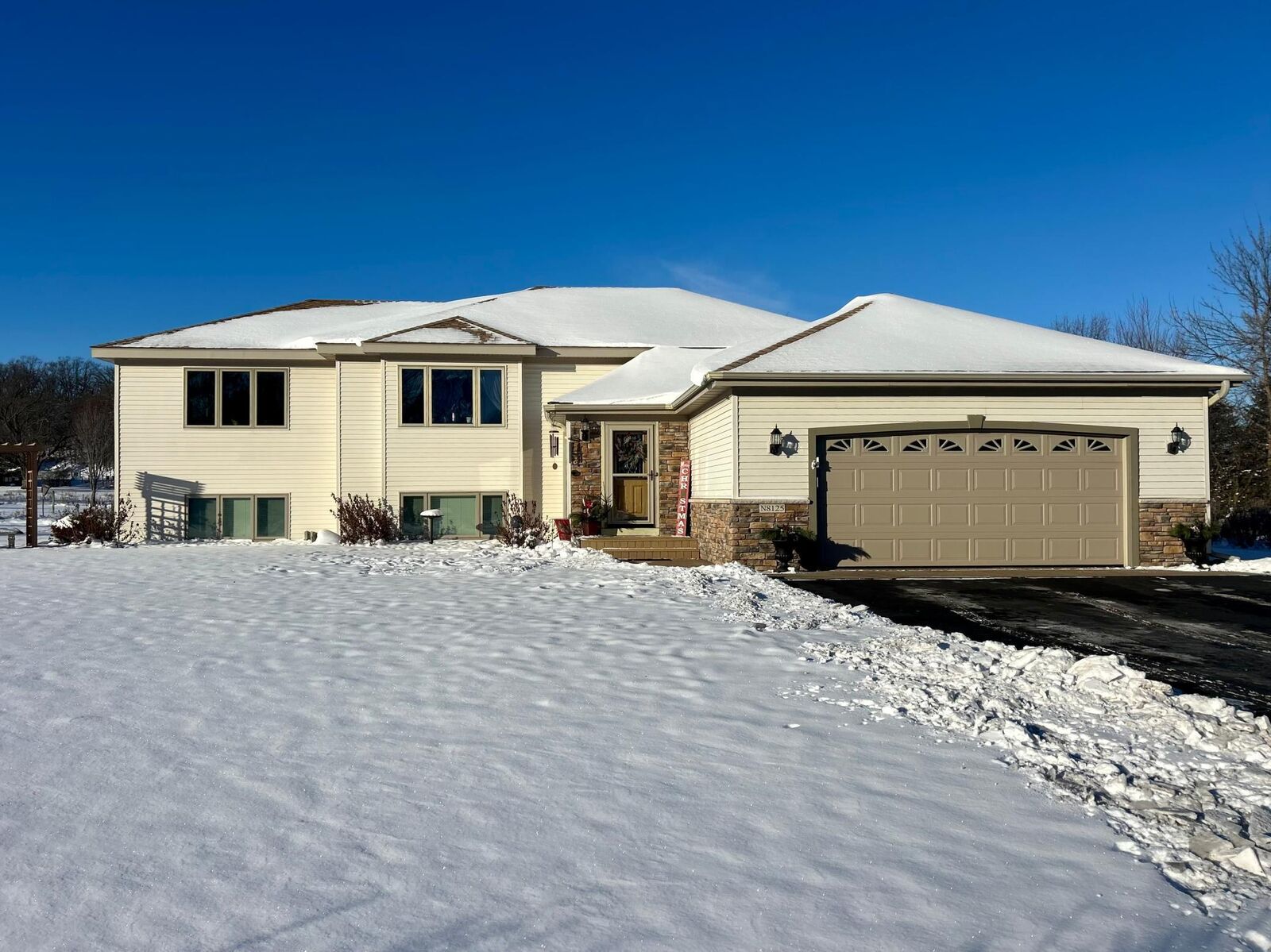 Property Photo: N8125 940th Street WI 54022