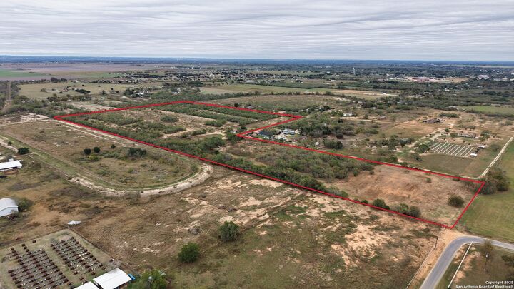 Property Photo:  000 W County Road 681  TX 78052 