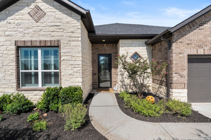 Property Photo:  604 Academy Oaks  TX 78666 