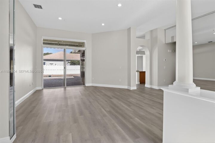 Property Photo: 13715 NW 21st St FL 33028