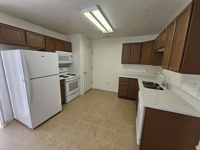 Property Photo:  7118 S Equator Ln 14 B  UT 84084 