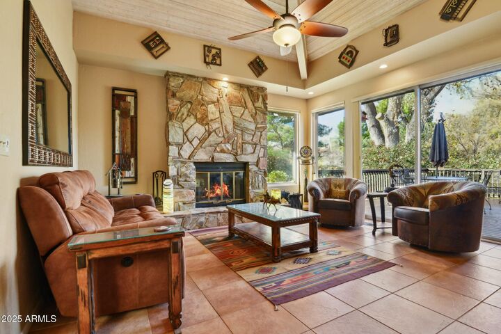 Property Photo: 239 Canyon Mesa Drive AZ 86351