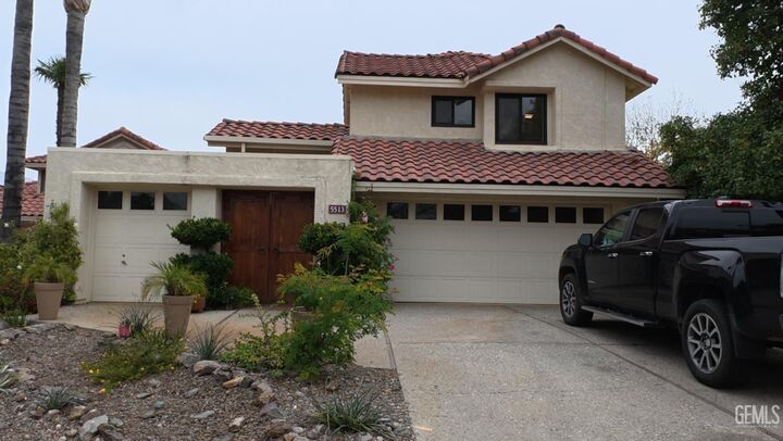 5513 Muirfield Drive  Bakersfield CA 93306 photo