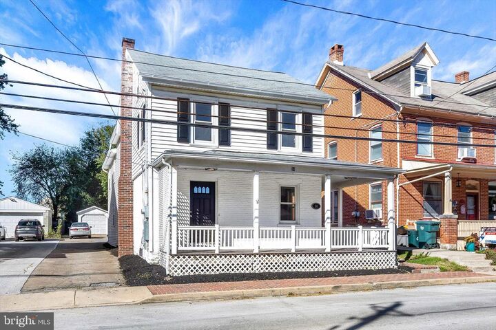 Property Photo:  24 Miller Street  PA 17579 