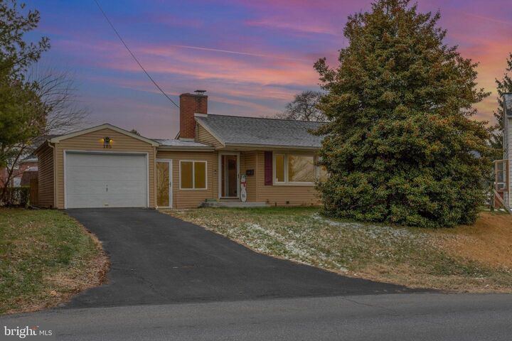 Property Photo: 105 N Waterford Avenue PA 17547