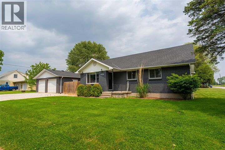 4374 Evergreen Street  Port Lambton ON N0P 2B0 photo