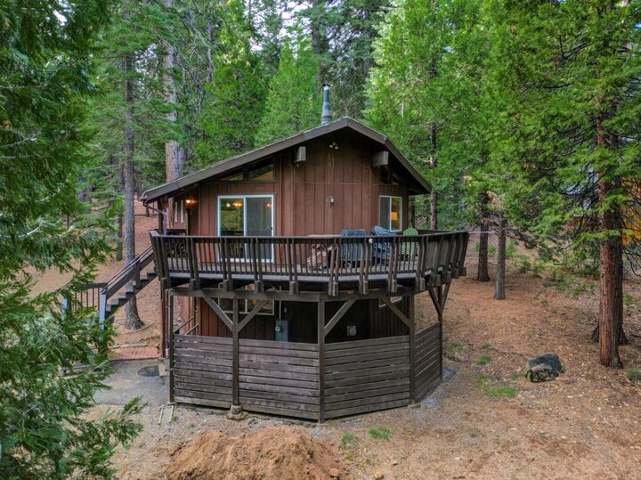 Property Photo:  2908 Chumash Circle  CA 95223 