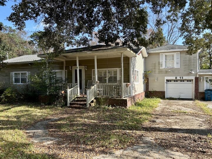 Property Photo:  2751 Atlanta Drive  SC 29464 