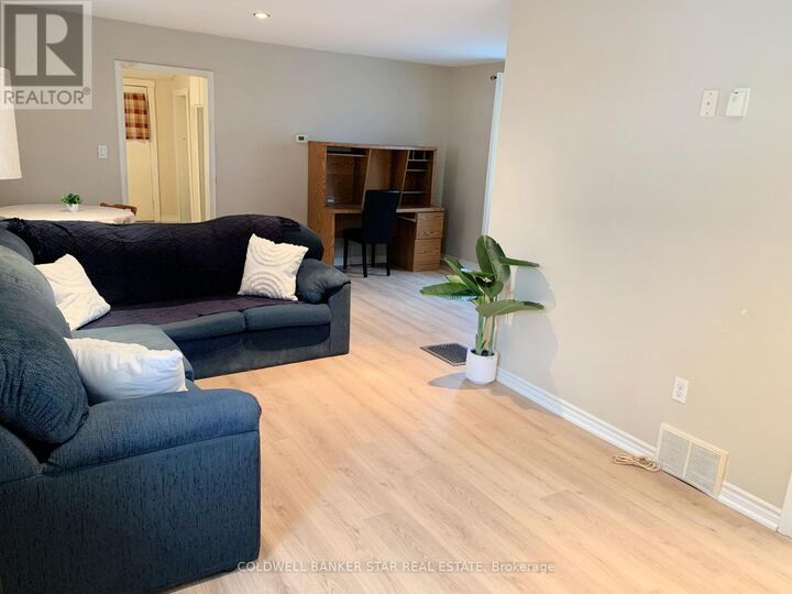 Property Photo:  14 Antrim Street  ON N5P 1S3 