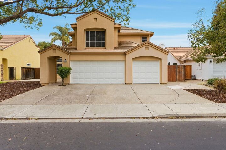 1660 Tahoe Cir  Tracy CA 95376 photo