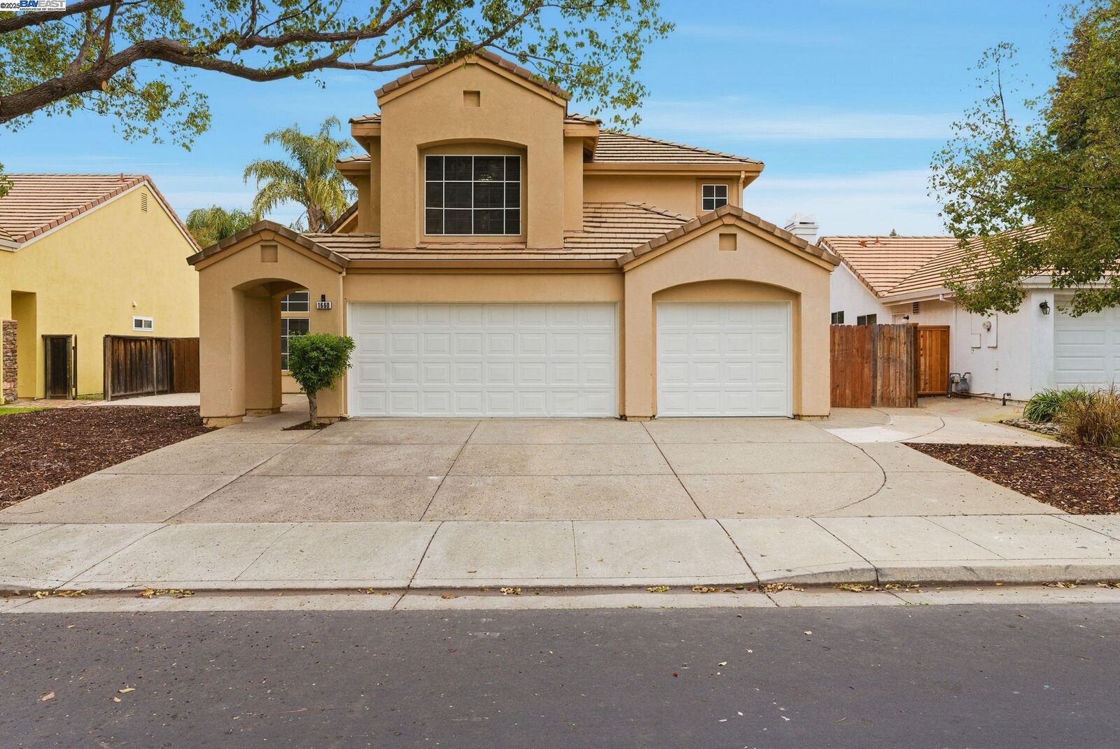 Property Photo: 1660 Tahoe Cir CA 95376