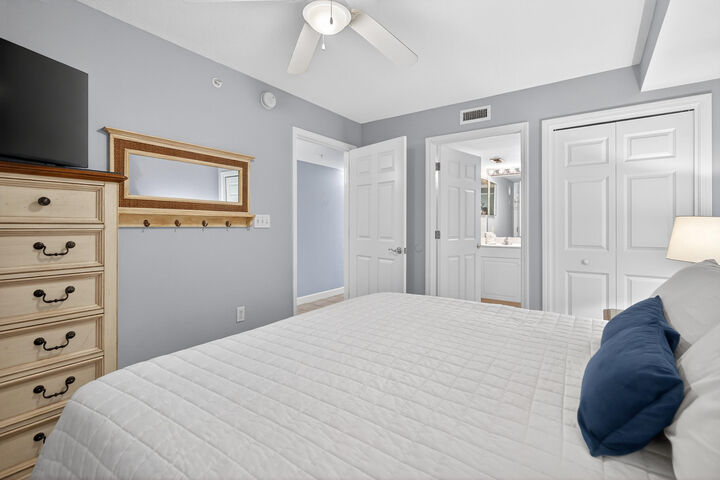 Property Photo: 866 Santa Rosa Boulevard 317 FL 32548