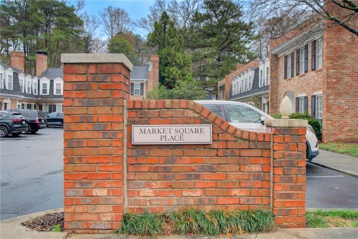 Property Photo:  10 Market Square Place NW  GA 30318 