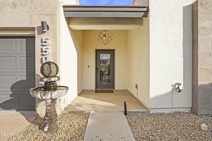 5500 Valley Oak Drive  El Paso TX 79932 photo