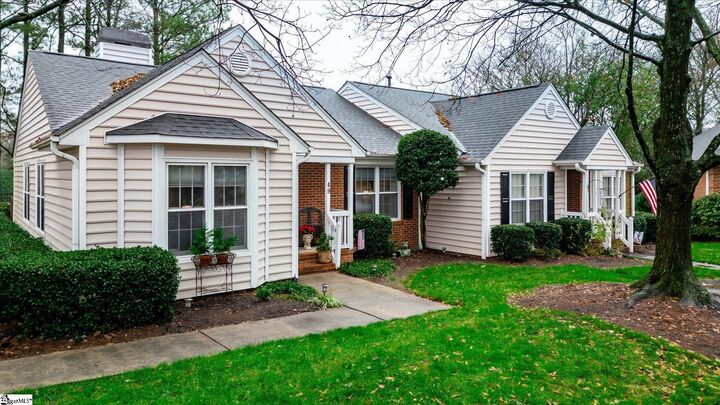 Property Photo:  40 Wood Pointe Drive  SC 29615 