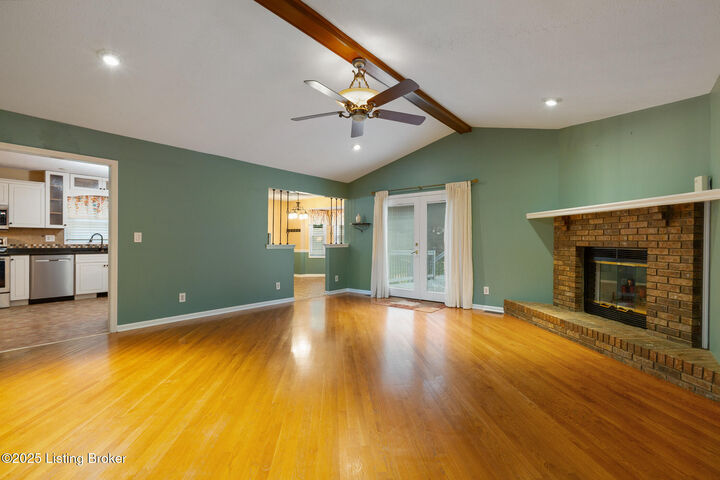 Property Photo:  4605 Shadyview Dr  IN 47119 