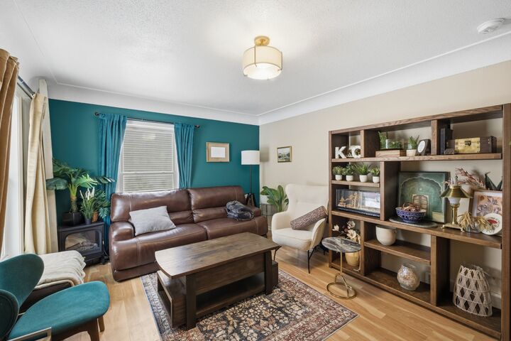 Property Photo: 1411 Skylane Drive IA 50211