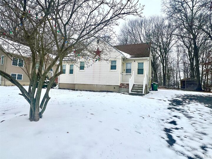91 Mountain Avenue  Middletown NY 10940 photo