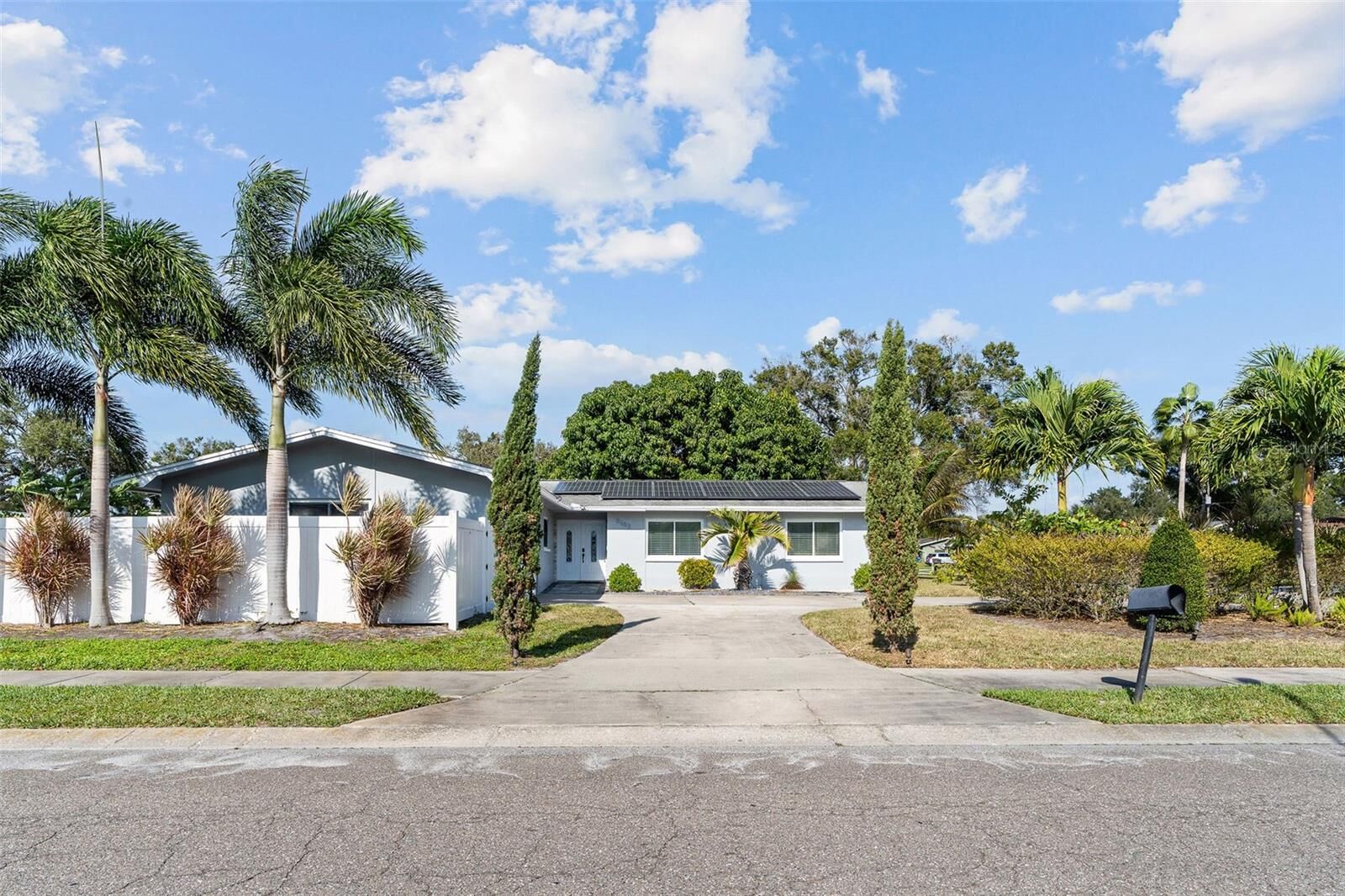 Property Photo: 2453 Roberta Street FL 33771