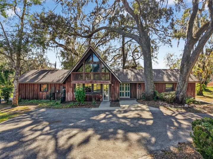 Property Photo: 11469 SW 49th Plaza FL 33597