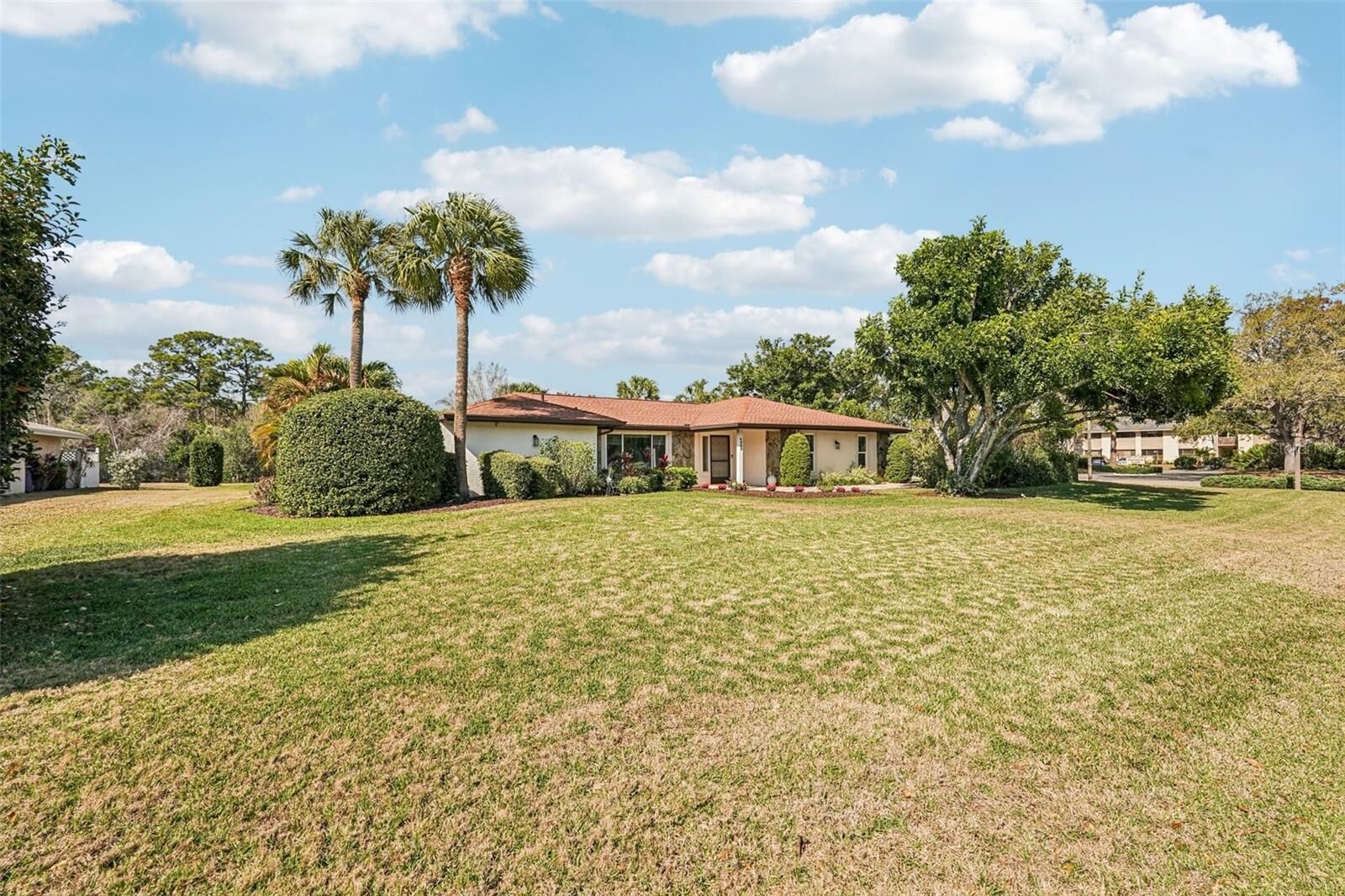 Property Photo:  4963 Rutland Gate  FL 34235 