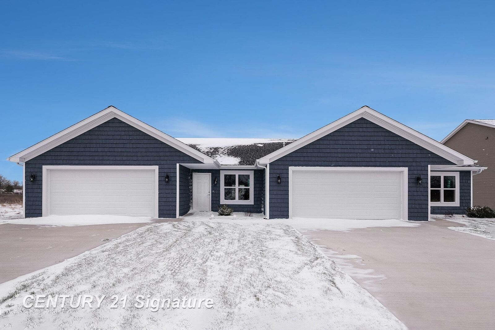 Property Photo: 8483 N River Rock Drive MI 48623
