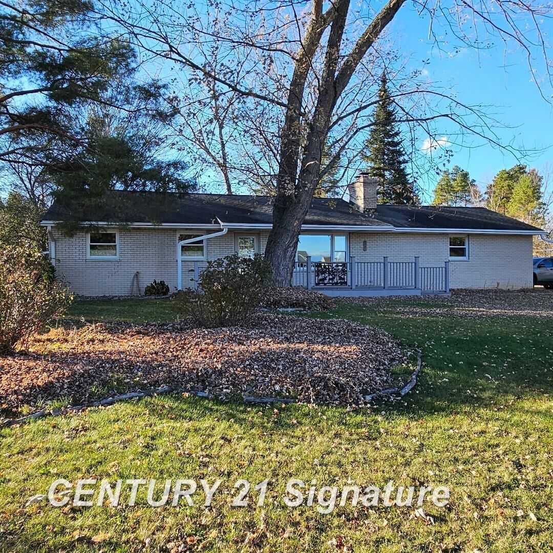 Property Photo:  8981 Highland Drive  MI 48623 