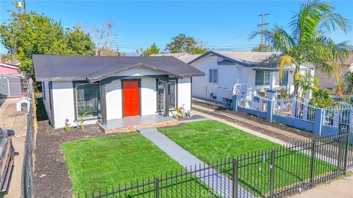 Property Photo:  1335 W 68th  CA 90044 