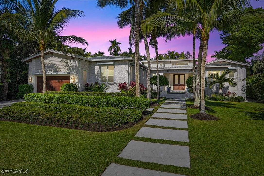 Property Photo:  185 North Lake Drive  FL 34102 