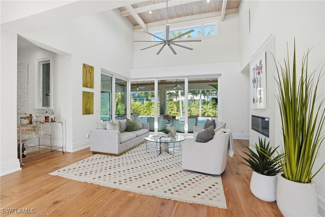 Property Photo:  185 North Lake Drive  FL 34102 