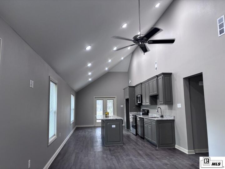 Property Photo: 1676 Girard Road LA 71269