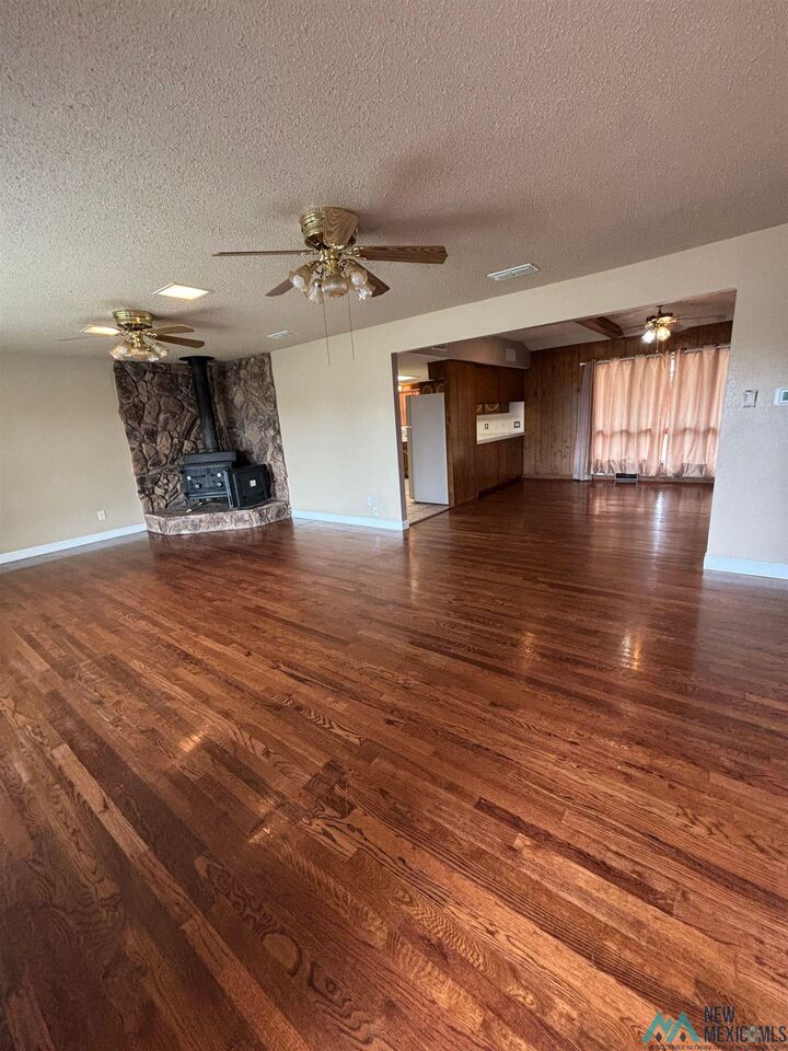 Property Photo:  1420 E 21st  NM 88101 