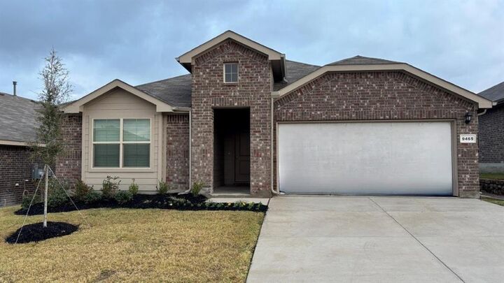 Property Photo: 9465 Mint Hill Drive TX 76108