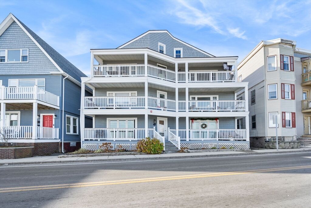 Property Photo:  249 Winthrop Shore Drive 4  MA 02152 