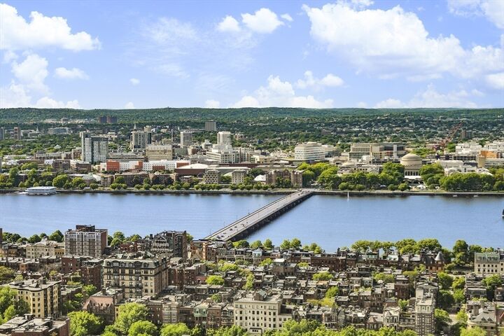 Property Photo:  1 Dalton Street 5301  MA 02115 