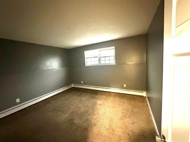 Property Photo:  363 Hildreth 11  MA 01850 