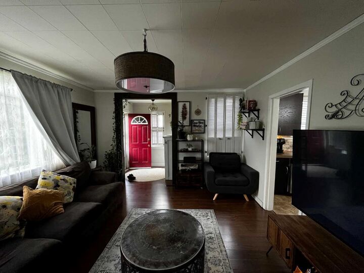 Photo de la propriété:  4621 5 Avenue  AB T7E 1C6 