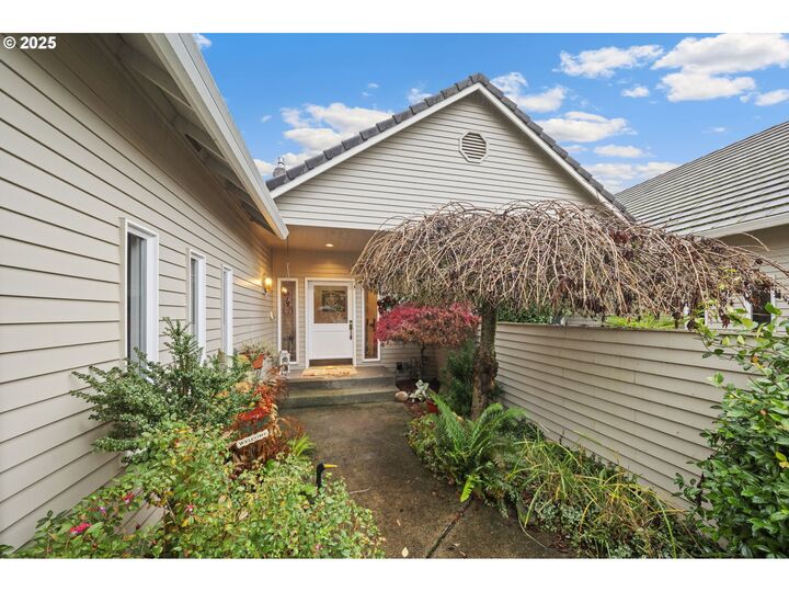 Property Photo:  8212 NW Fruit Valley Rd A  WA 98665 