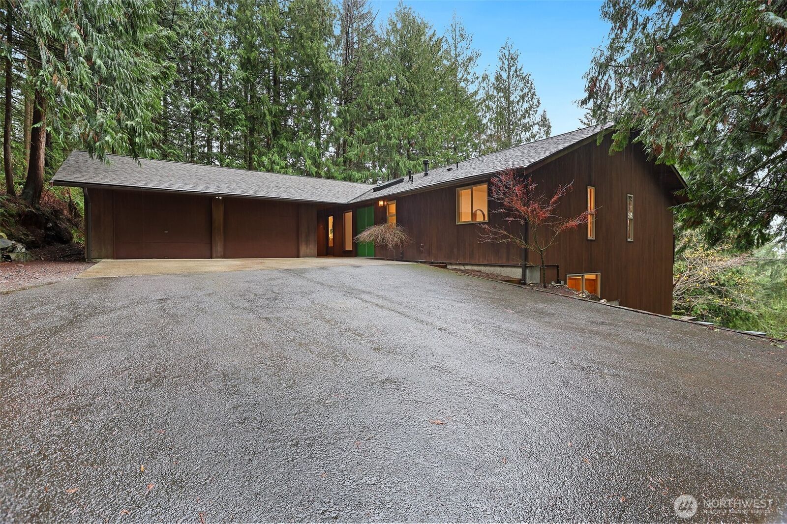 Property Photo: 24605 SE 146th Street WA 98027