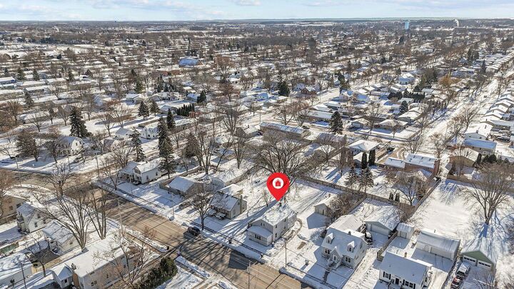 Property Photo:  1897 E Newberry Street  WI 54915 