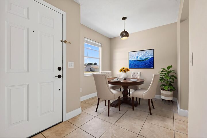 Property Photo: 29 Sandalwood Court FL 32765