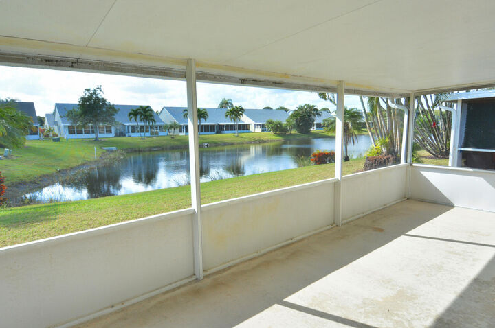 Property Photo:  2544 SE Tropical East Circle E  FL 34952 