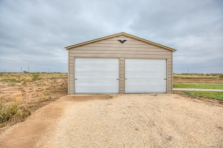 Property Photo: 2088 W Fm 2105 TX 76904